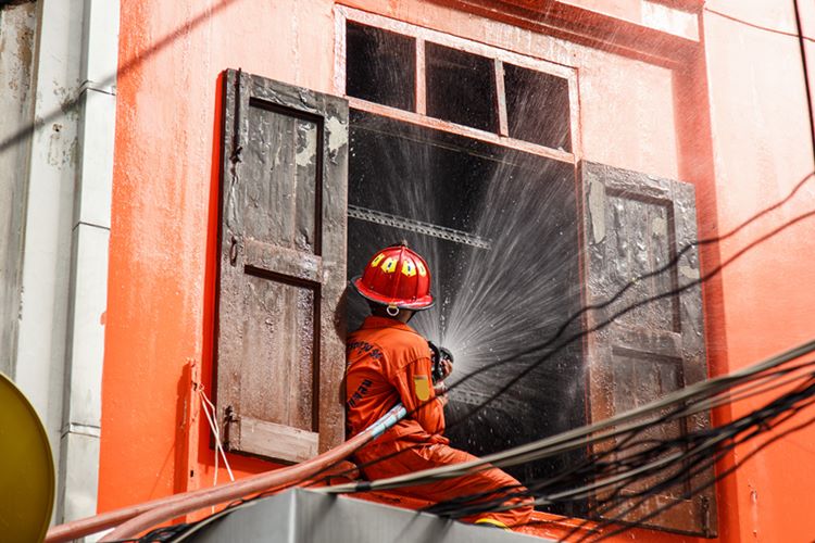 4 Cara Cegah Kebakaran di Rumah Selama Ditinggal Mudik